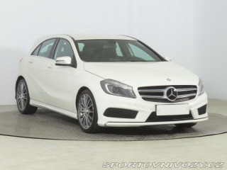 Mercedes-Benz A AMG Line A 180 2015