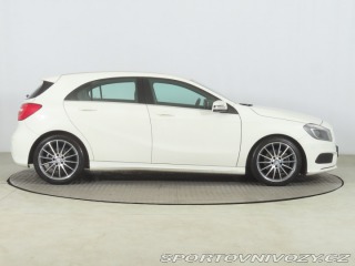 Mercedes-Benz A AMG Line A 180 2015