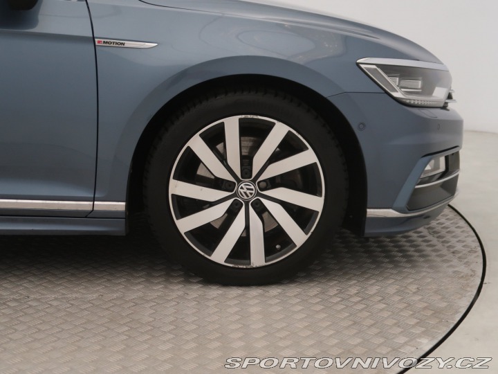 Volkswagen Ostatní modely Passat R-Line 2.0 BiTDI 2016