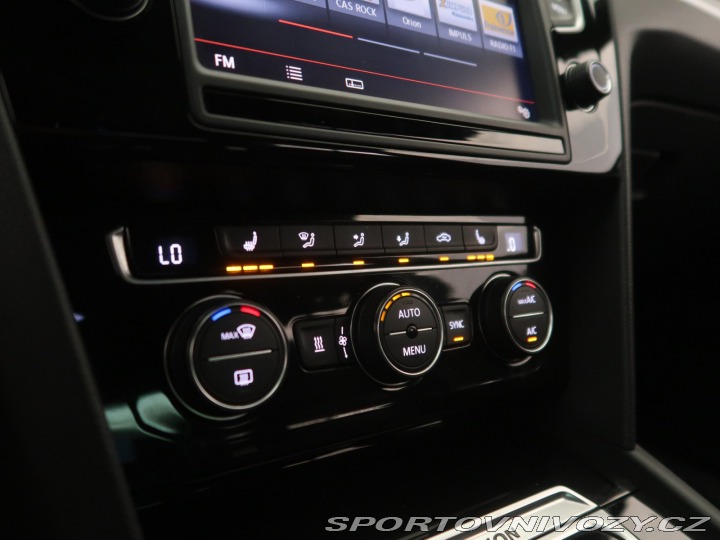 Volkswagen Ostatní modely Passat R-Line 2.0 BiTDI 2016