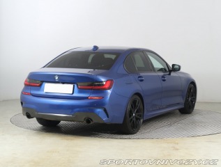 BMW 3 330 i xDrive 2022