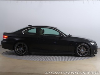 BMW 3 325 i 2006