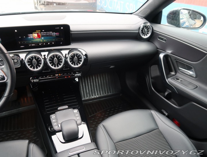 Mercedes-Benz CLA 250 e 2022