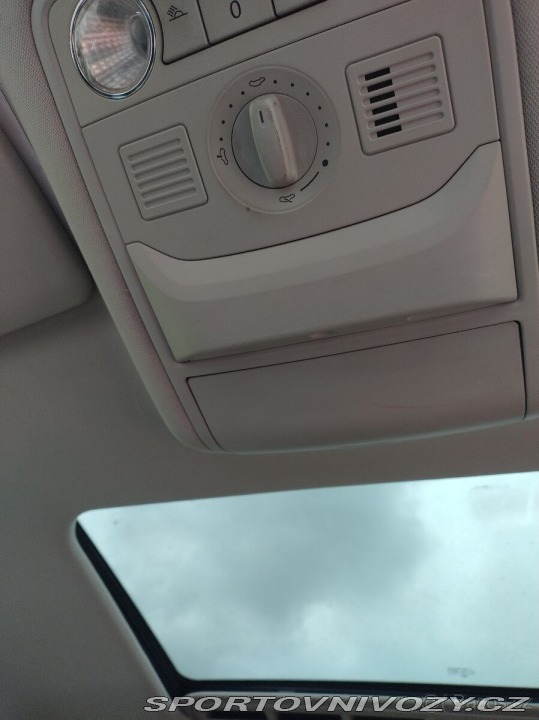 Škoda Superb 2,0   II 2009