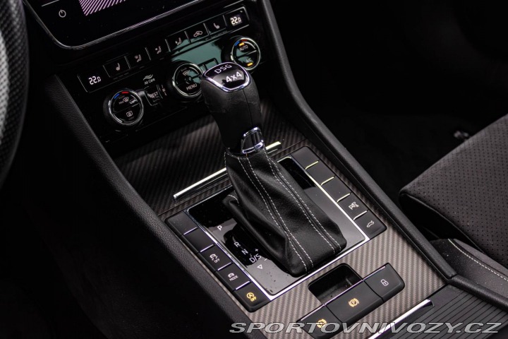 Škoda Superb 2022