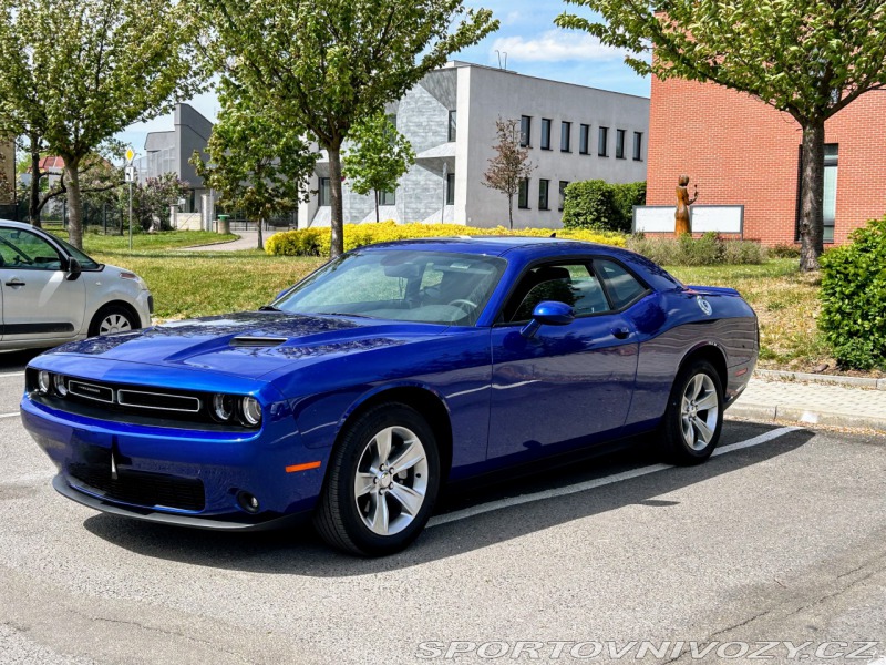 Dodge Challenger 