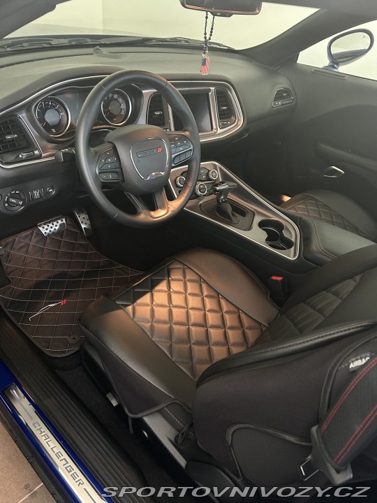 Dodge Challenger 2021
