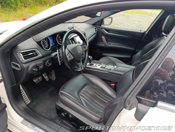 Maserati Ghibli 2016