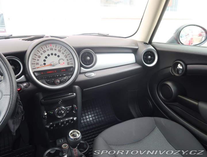 Mini One One 2012