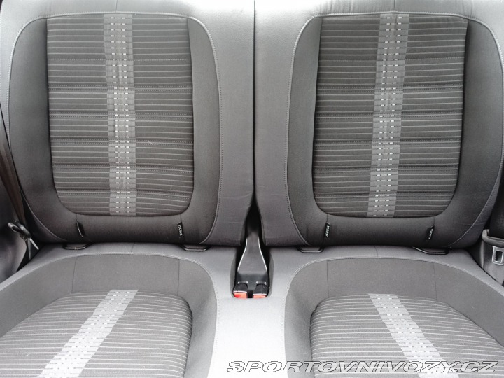 Volkswagen Beetle 2.0 TSI 2012