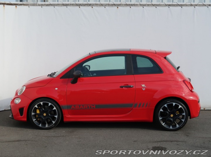 Fiat 500 Abarth 695 2016