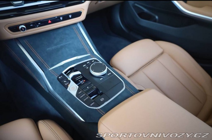 BMW 3 330i M 2024
