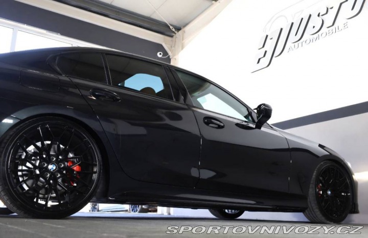 BMW 3 330i M 2024