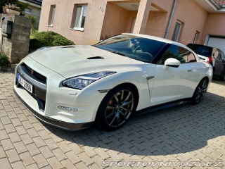 Nissan GT-R R35 2014