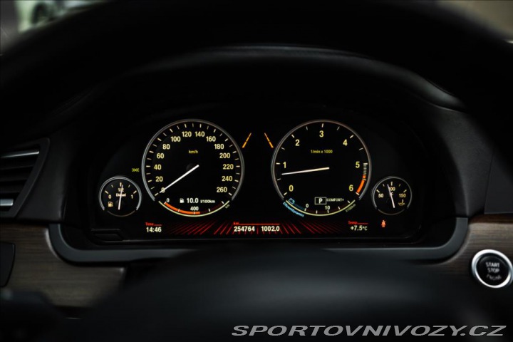 BMW 7 740xD 2011