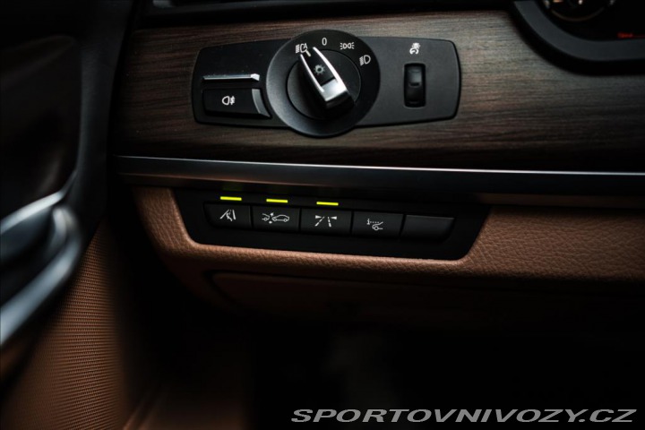 BMW 7 740xD 2011