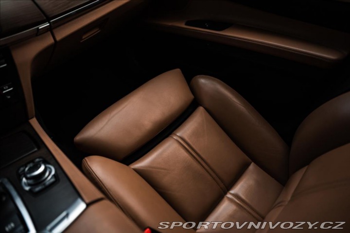 BMW 7 740xD 2011