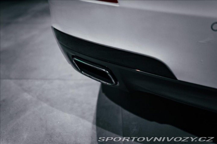 BMW 7 740xD 2011