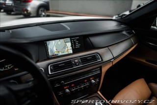 BMW 7 740xD 2011
