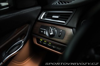 BMW 7 740xD 2011