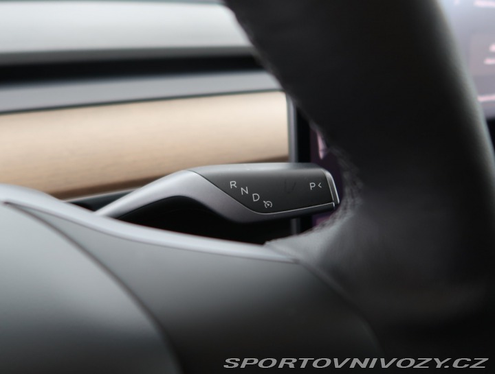 Tesla Model Y Long Range AWD 75kWh 2021