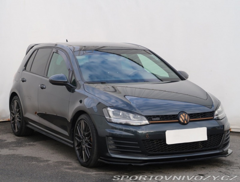 Volkswagen Golf 2.0 TDI GTD
