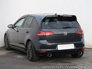 Volkswagen Golf 2.0 TDI GTD 2015
