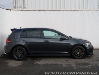 Volkswagen Golf 2.0 TDI GTD 2015