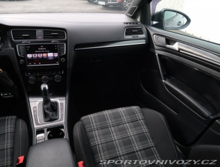 Volkswagen Golf 2.0 TDI GTD 2015