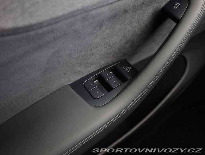 Tesla Model Y Long Range AWD 79kWh 2025