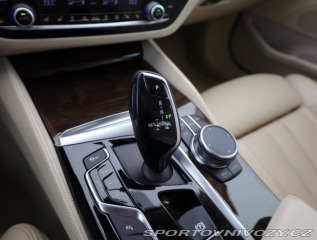 BMW 5 Luxury Line 540i xDrive 2017