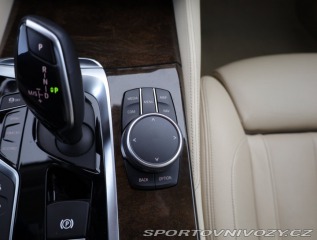 BMW 5 Luxury Line 540i xDrive 2017