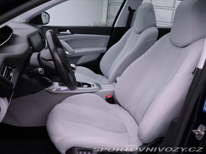 Peugeot 308 1,6 THP 115kW Allure CZ 2015