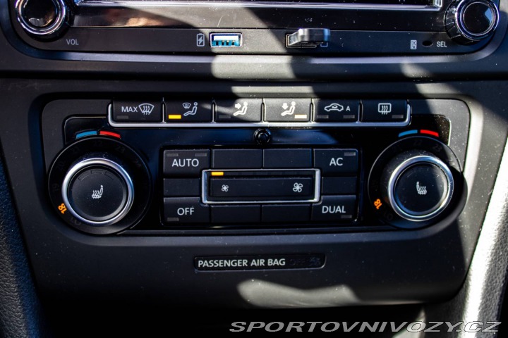 Volkswagen Golf GTI 2.0 TSI / AJ NA SPLÁ 2011