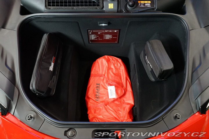 Ferrari 296 GTS LIFT*ACC*360*ZÁRUKA*C 2025