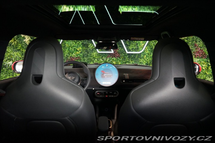Mini Cooper JCW*PANO*PAKET XL*ZÁRUKA* 2024