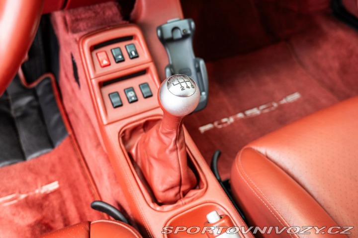 Porsche 911 Turbo Manuál 1800