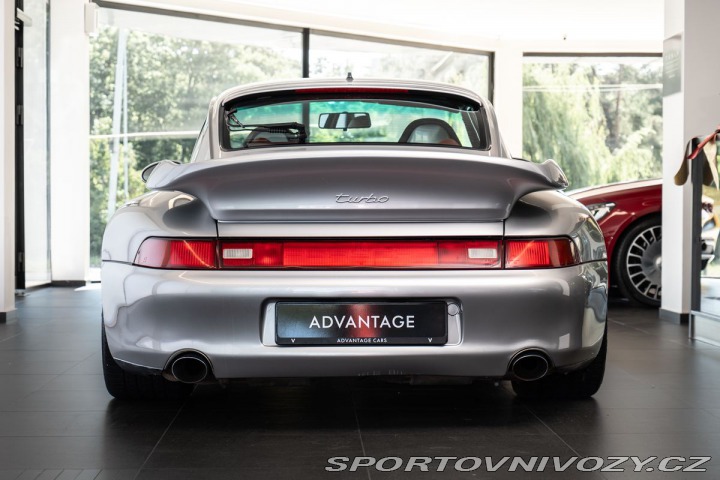 Porsche 911 Turbo Manuál 1800