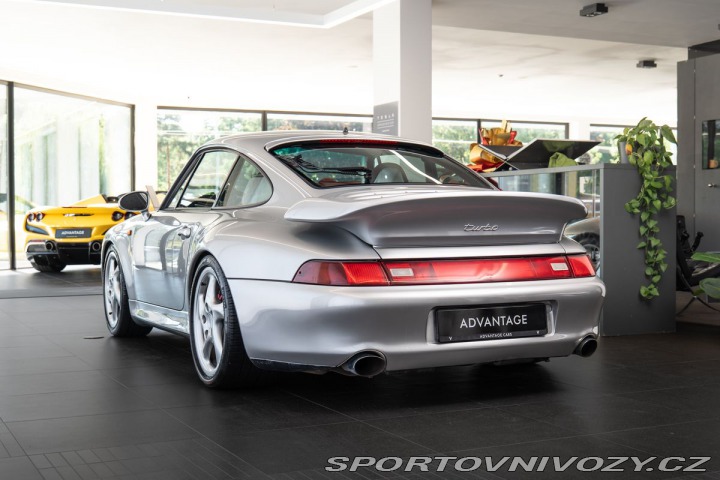 Porsche 911 Turbo Manuál 1800