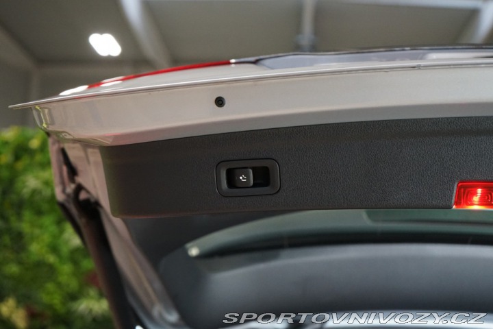 Mercedes-Benz Ostatní modely GLE 450d*4M*MANUFAKTUR*MASÁŽ* 2024