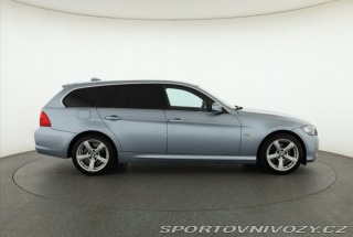 BMW 3 330 d xDrive 2012