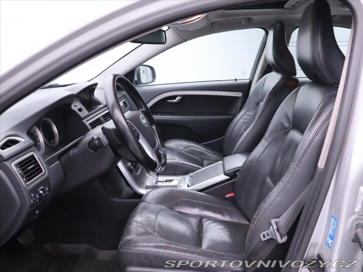 Volvo S80 2,4 D5 158kW Aut. Xenon K 2012