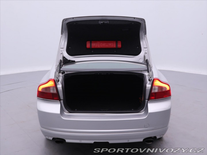 Volvo S80 2,4 D5 158kW Aut. Xenon K 2012
