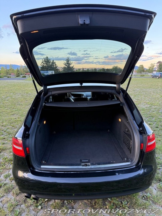 Audi A4 Avant 2,0 SLine Tdi nov 1800