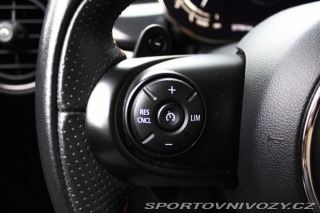 Mini Cooper S Červená kráska 2020