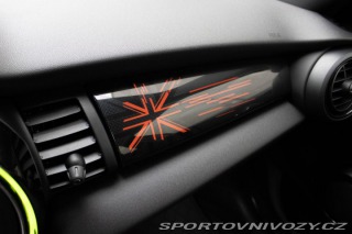 Mini Cooper S Červená kráska 2020