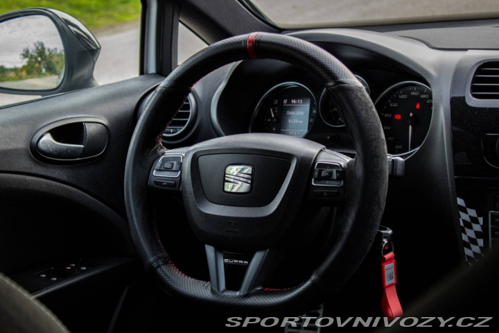 Seat Leon Cupra R310 2.0 TSI, M6, 2010