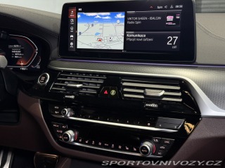 BMW 5 540ix*HUD*360*H&K*Tažné 2021