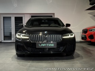 BMW 5 540ix*HUD*360*H&K*Tažné 2021
