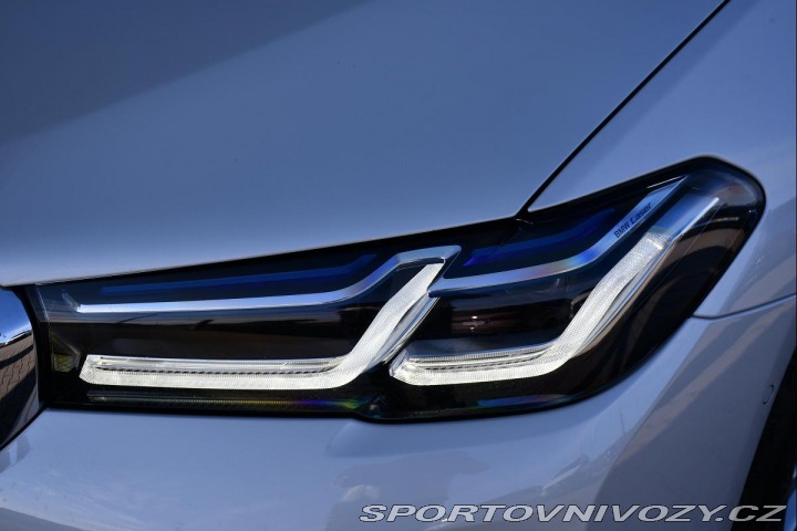 BMW 5 530d xD LUXURY HUD PANO T 2021